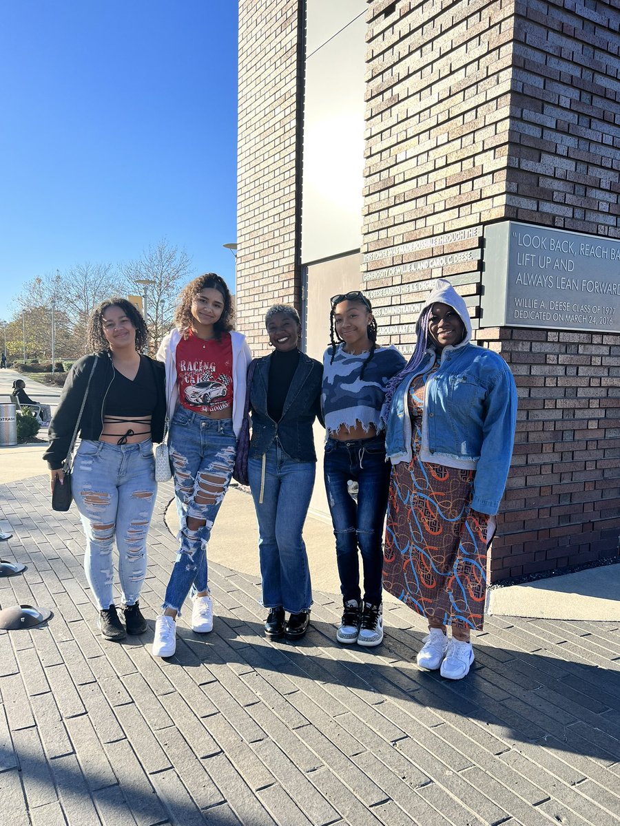 TAAGAdvocacy's tweet photo. Our Youth Chapter is Taking Action toward the next steps of their life. We recently took them on an HBCU mini-tour to Winston Salem State, North Carolina A&T, and Johnson C. Smith University. It was an unforgettable experience!
#YouthChapter #TakeAction #CollegeTour #HBCU https://t.co/nqGtoy9xpz