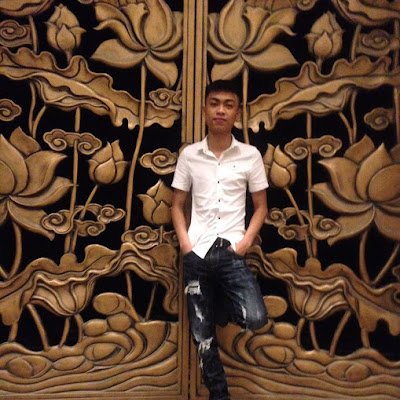 I'm a visionary man who has seen upon himself,the universe as a hole of diversity in uniqueness.