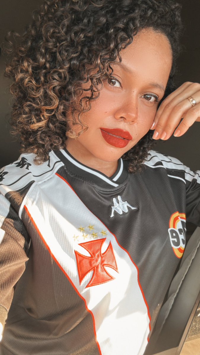 narla ilka ✠ tweet media