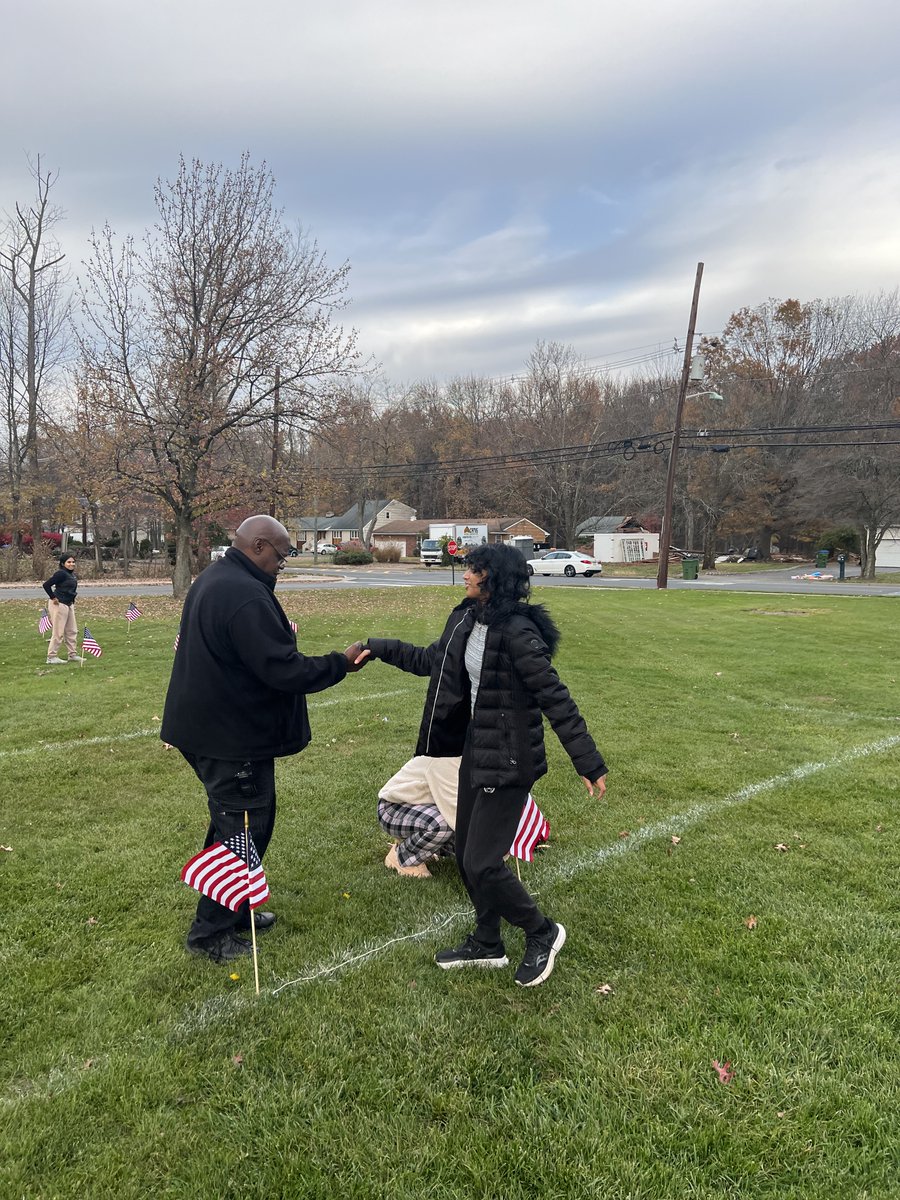 Rob Robinson (@robrobinsonusmc) on Twitter photo What a rewarding way to end the day! A special thanks to the students who volunteered to place flags for Veterans Day. I was moved to see Security Officer Adams (USAF Veteran) thanking our students for their efforts. <a href="/JPSHawks/">JP Stevens HS</a> What a rewarding way to end the day! A special thanks to the students who volunteered to place flags for Veterans Day. I was moved to see Security Officer Adams (USAF Veteran) thanking our students for their efforts. <a href="/JPSHawks/">JP Stevens HS</a>