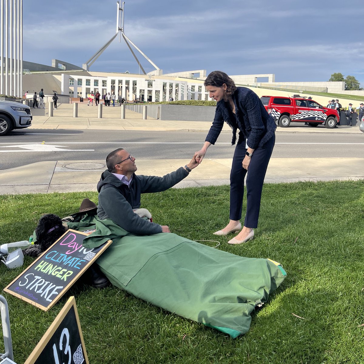 Gregory Andrews (@lyrebirddream) on Twitter photo Thank you <a href="/spenderallegra/">Allegra Spender</a> for coming to see me. I don’t want to be on a #ClimateHungerStrike and if there were more people in Parliament like you I wouldn’t need to be. My life is but one of eight billion on our planet. I want a safe future for our children. 🙏🏽♥️ Thank you <a href="/spenderallegra/">Allegra Spender</a> for coming to see me. I don’t want to be on a #ClimateHungerStrike and if there were more people in Parliament like you I wouldn’t need to be. My life is but one of eight billion on our planet. I want a safe future for our children. 🙏🏽♥️