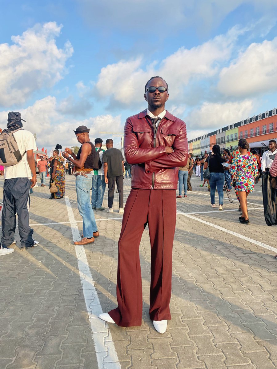 theblvckmoose's tweet image. - stepped for #GTCOFashionWeekend   🥂