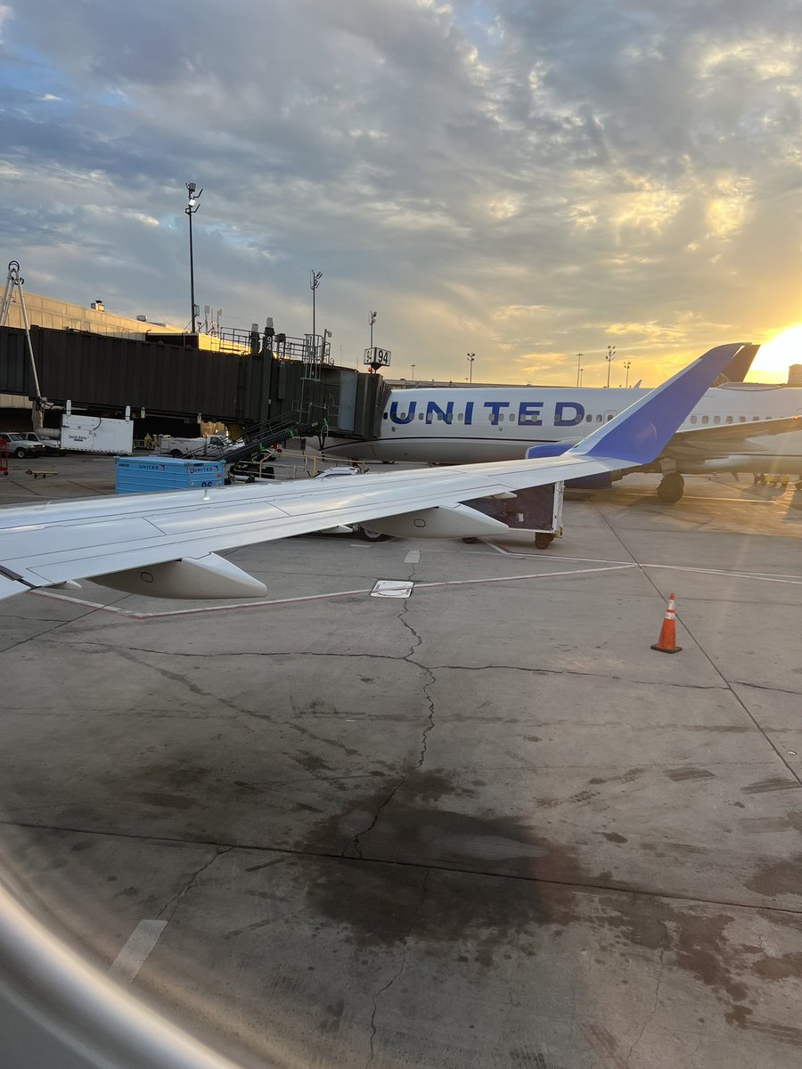 bmkatz's tweet photo. Long time since I posted a pic like this…Off to Buffalo… https://t.co/T9YqjgqIvS