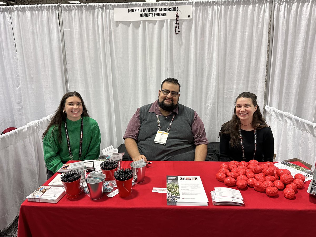 Stop by the #sfn2023 grad fair between 10-2pm in Hall E to chat with our program coordinator, current students, and faculty. And get some treats! Booth 69. #SfN23