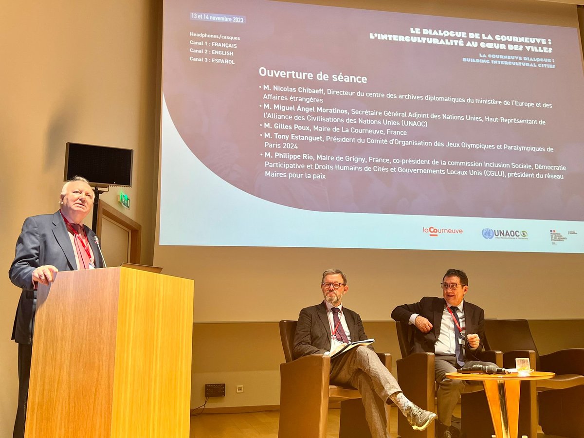 UNAOC's tweet photo. The 3rd UNAOC #CityDialogue kicked off today in @La_Courneuve 🇫🇷.
Mr. @MiguelMoratinos opened the event with
🎙Mr. @Gilles_Poux, La Courneuve Mayor
🎙Mr. Nicolas Chibaeff, Diplomatic Archives Director
🎙Mr. @TonyEstanguet, @Paris2024 President
🎙Mr. Philippe Rio, Grigny Mayor https://t.co/T4Mgm5hBZH