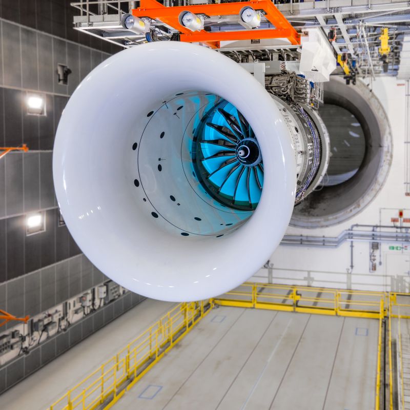 Jefferson_MFG's tweet image. BUILT IN BRITAIN: Rolls-Royce is celebrating a major milestone after successfully running its UltraFan® demonstrator at maximum power for the first time at its Derby site.

This is a huge step towards improving the efficiency of current and future aero-engines as UltraFan…