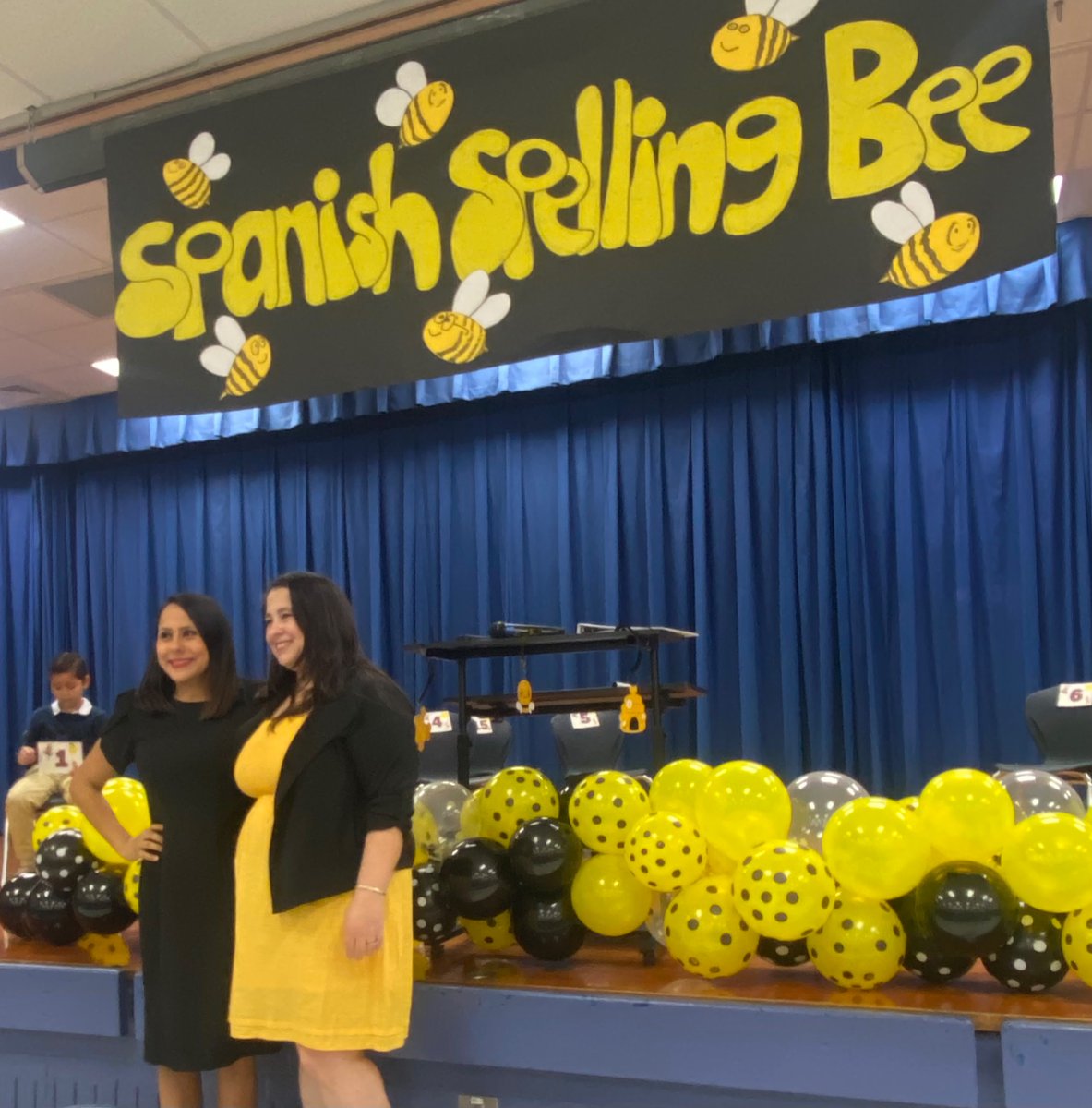Had a wonderful and BEE-tiful 🐝 day being a Spelling Bee judge for @NISDEsparza!! Congratulations 🥳👏 to all the participants and winners!! Excellent job 🙌 organizing the event @LizarragaYvette and @joannvidaurri 👏!!