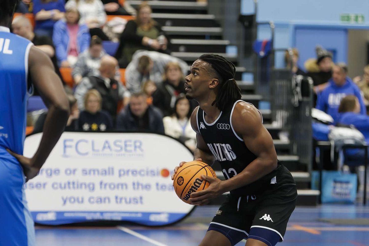 Derby Trailblazers were made to work for their 5th league victory of the season against a slick @WorthingThunder, but a record crowd at @TeamDerby cheered them over the line towards an 87 to 77 home win. 🏀 is.gd/z7C0DU 📸 - @focused_cd #LetsGoBlazers #NBL2324