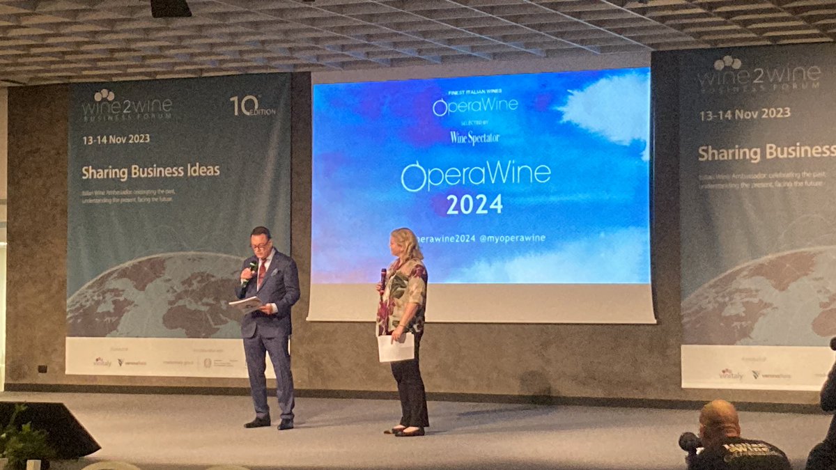 #liveblogging from #wine2wine2023: during this last session of #day1, @napjuswine and @BSandersonWine announce the names of the 130 #ItalianWineProducers that @WineSpectator selected for @MyOperaWine 2024. Congrats to all the selected wineries!