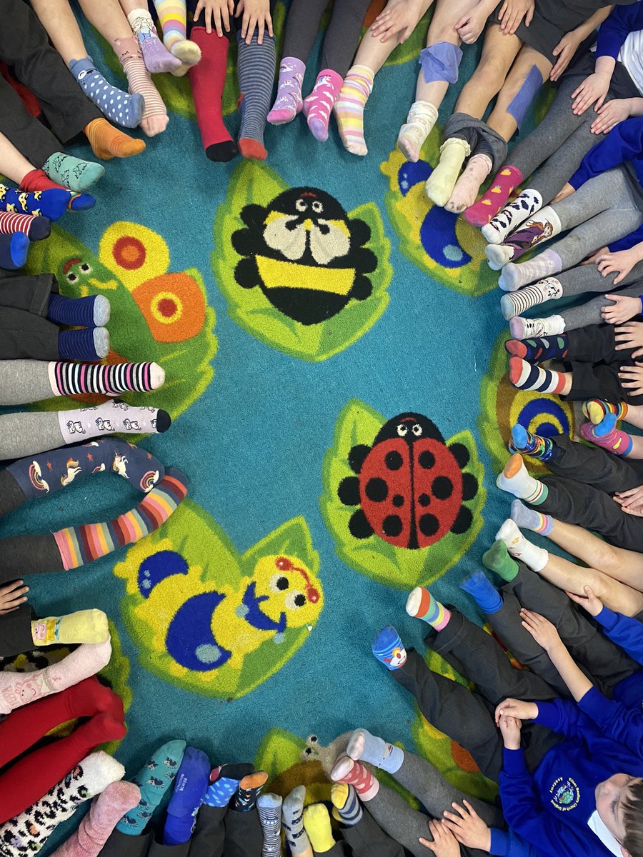 The Kind Kangaroos loved wearing their odd socks for #AntiBullyingWeek today. They read the Elmer story and talked about the subtle content within the story, that it’s ok to be different #kindnessmatters #oddsockday