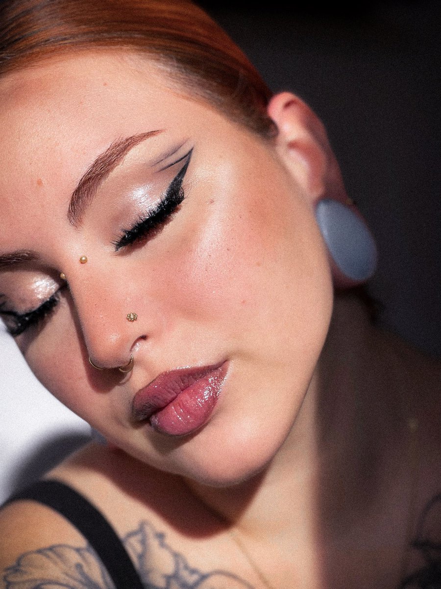 marinamartinnp's tweet photo. ✨ soft glam✨

Ig: drknessdolly https://t.co/fe3BKC0YdJ