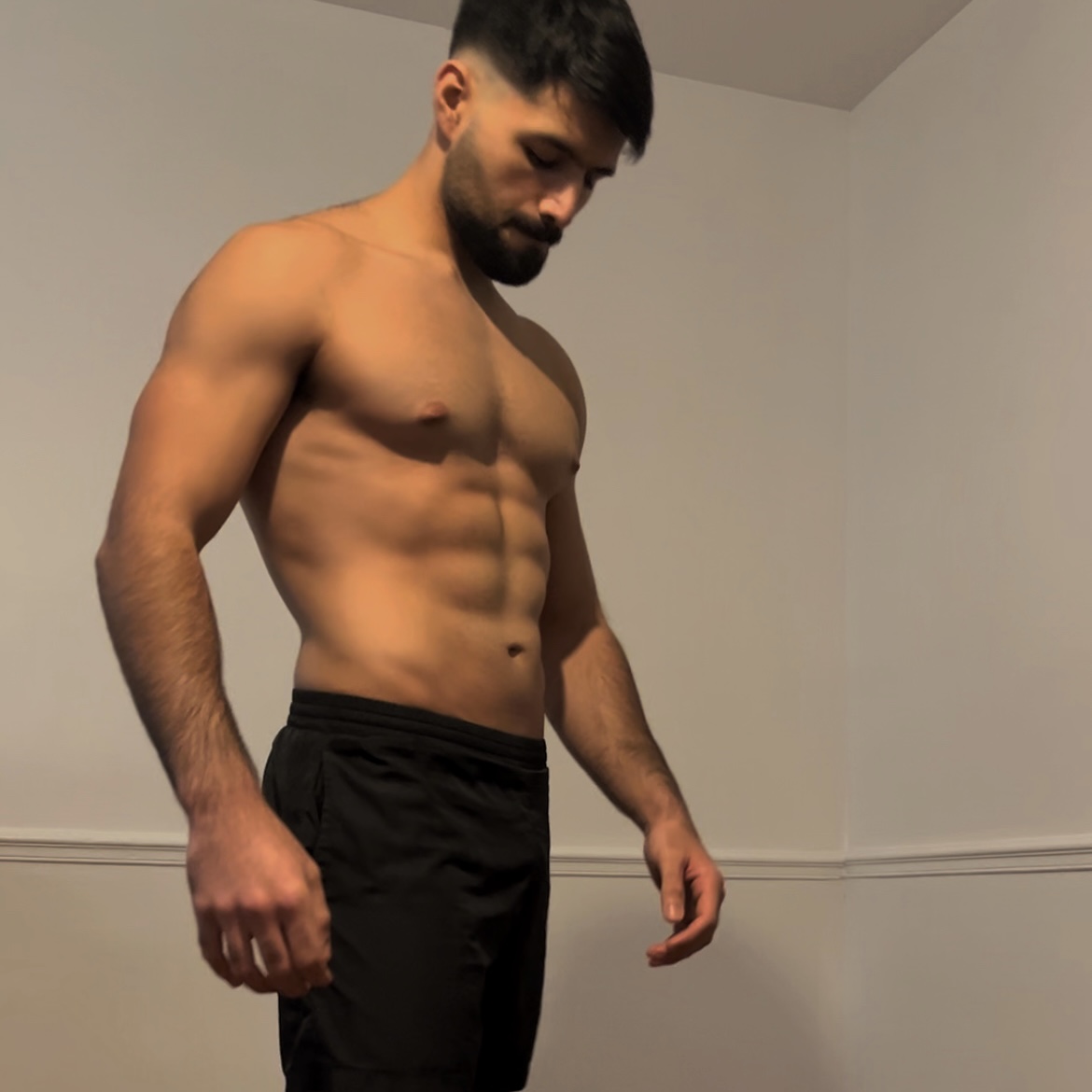 broteine_'s tweet image. RENFORCEMENT DES ABDOS 🔥

14 Variantes de gainage à placer dans tes circuits pour abdominaux.

Un thread 🧵