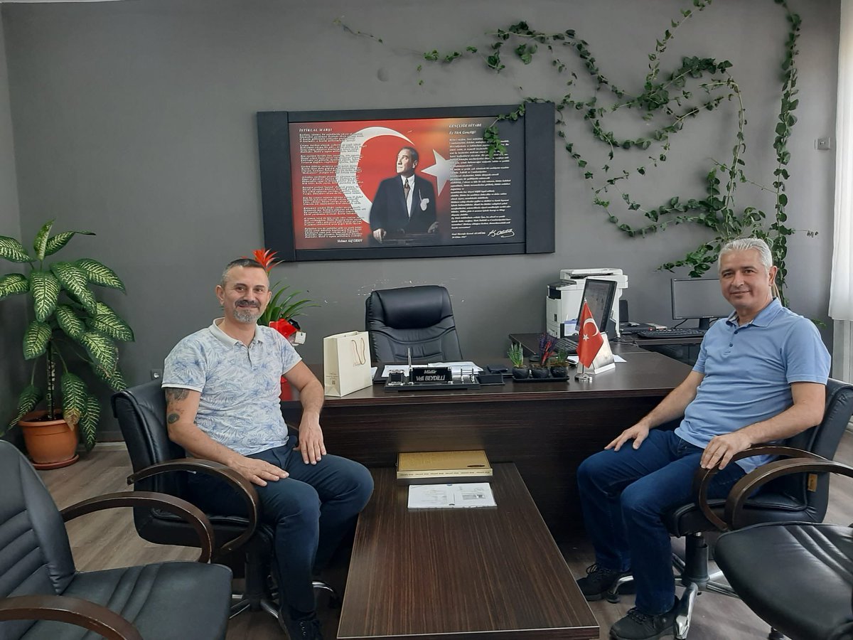 Mustafa-Mürüvvet Alaattinoğlu Anadolu Lisesi Müdürü Veli BEYDİLLİ’ye hayırlı olsun ziyareti… <a href="/mmaalisesi/">Mustafa-Mürüvvet Alaattinoğlu AL</a>