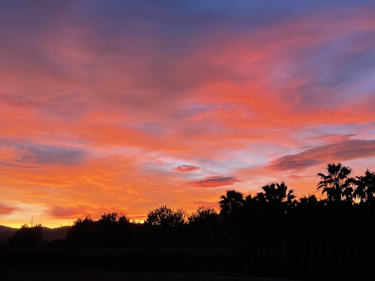 Atardecer #SantJoanDespí #sunset #sunsetphotography