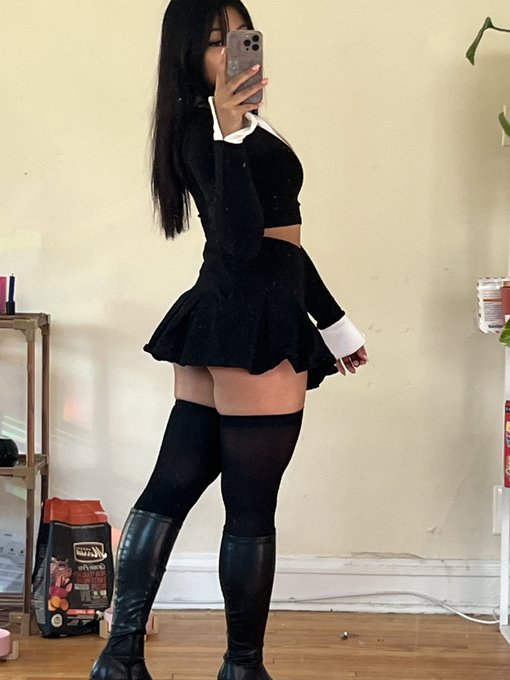 skirts and thigh highs >>> https://t.co/ItcP6ukQ5W