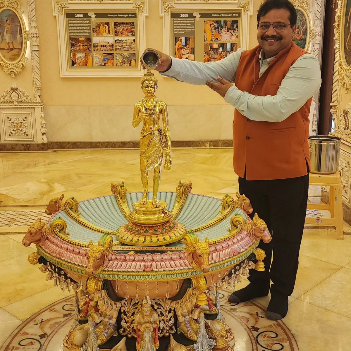EngKamalGupta's tweet photo. Nutan Varsh Abhinandan 🙏 https://t.co/U44TqF6bu7