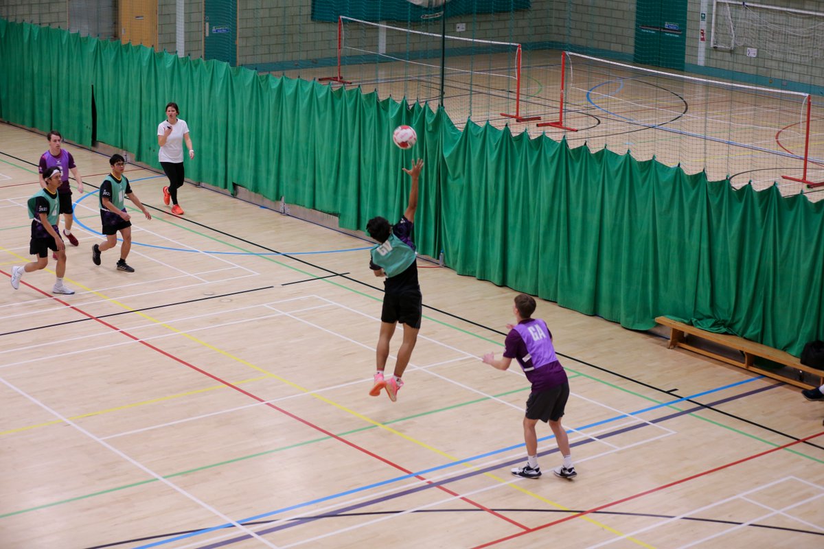 EnglandMMNA's tweet photo. 🎉 And that is a wrap on the first ever University Men's Netball Cup
🥇Warwick University
🥈Loughborough University
🥉Birmingham University
4️⃣ University of Bath
5️⃣ Buckinghamshire New University
6️⃣ University of Manchester
#netballforall #bucsnetball #emmnauniversity https://t.co/u1gaxL8Pj6