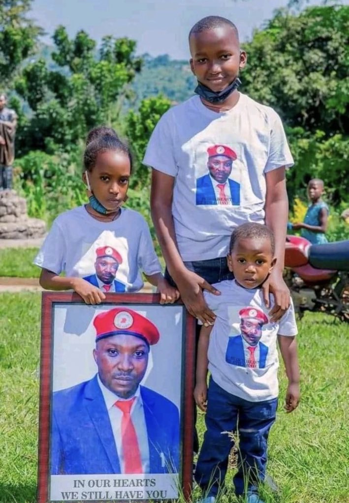 IbraLugolobi's tweet photo. Nabbanja we still demand kibalama https://t.co/hixK9Jfx98