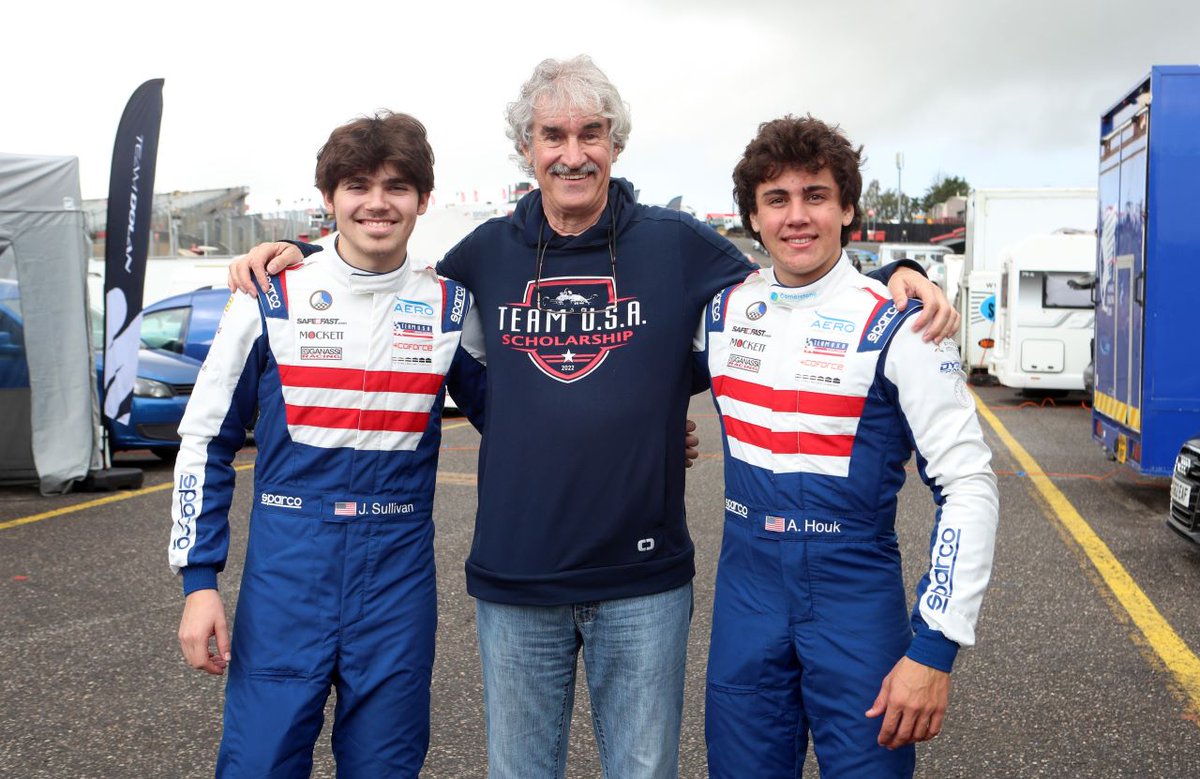 TeamUSASchol's tweet image. @Ayrton_Houk recalls an action-packed, exciting and enlightening six-week-plus trip to the UK: teamusascholarship.org/?p=6790

#hayesfever #FormulaFord