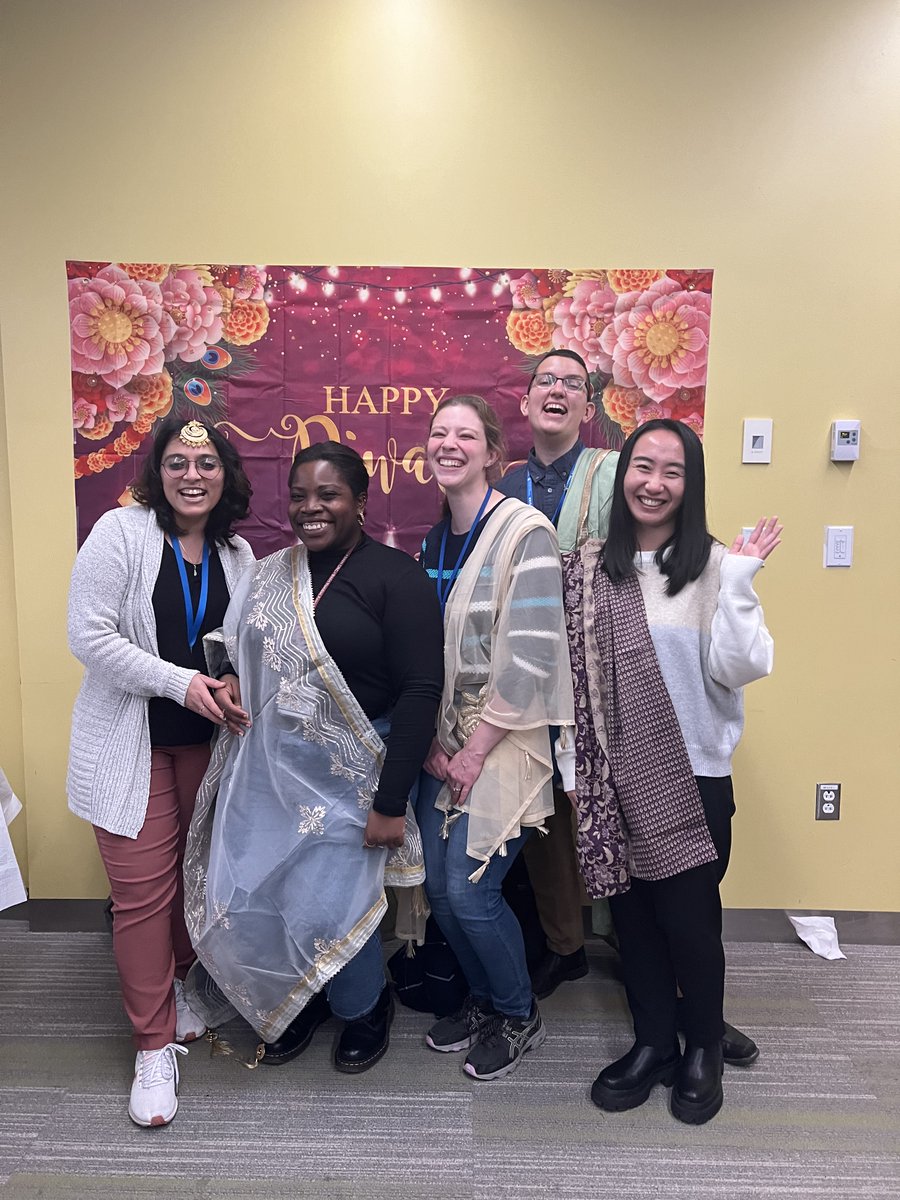 🎉 Had a blast at the BWH postdoc association's Diwali celebration on Friday, November 10th! 🪔 Big shoutout to the fantastic organizers for making it a night to remember. Check out some fun pics from the event - major kudos to the team! 🔥 #DiwaliCelebration