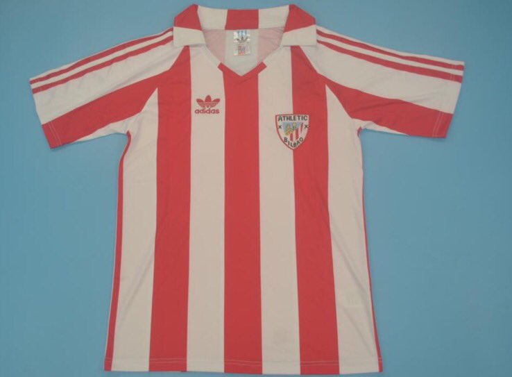 🚨SORTEO! 

Camiseta A ELEGIR entre estas 4 del Athletic! 

Para participar: 
• RT ✅
• Follow <a href="/euskadifumar/">euskal herria fumar</a> y <a href="/Hispadrops/">Hispadrops Retro</a> ❤️

Opcional: Mencionar a 1 amigo para doble participación.

ℹ️Puedes conseguir cualquier camiseta en <a href="/Hispadrops/">Hispadrops Retro</a> 

☘️ Ganador Viernes 17 de Noviembre