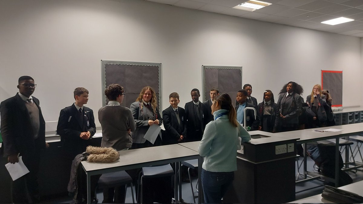 MrsParkes3's tweet image. Had a great session @debate_mate club tonight with our amazing mentors. Lots of fun games played and debates. There's still space if you wish to join us on Mondays in s10. @nccpersonaldev @NewmanRCCollege