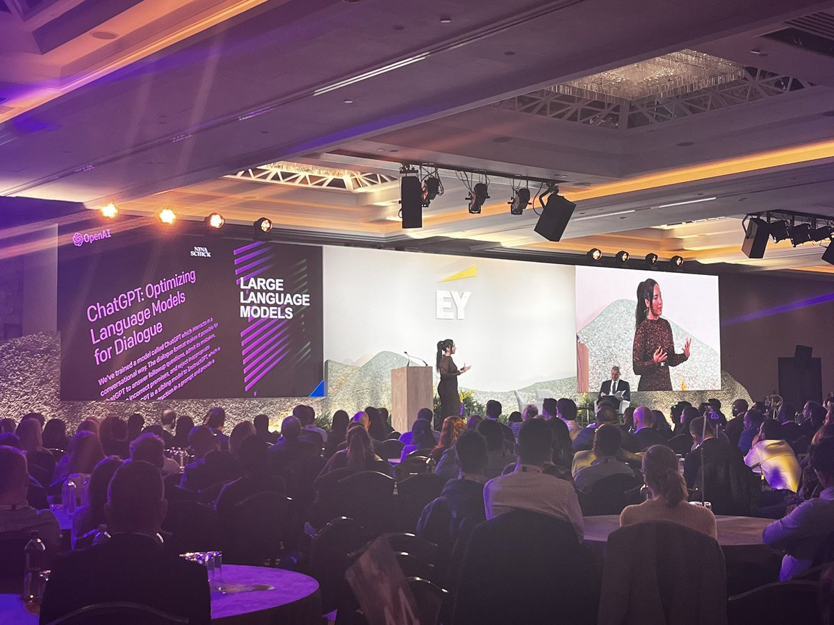 mairi_holmes's tweet photo. In the final session of the day, @NinaDSchick has shared her expertise on #AI and how businesses can use it to their advantage in the future #eyfro https://t.co/B4FTWyaFKL