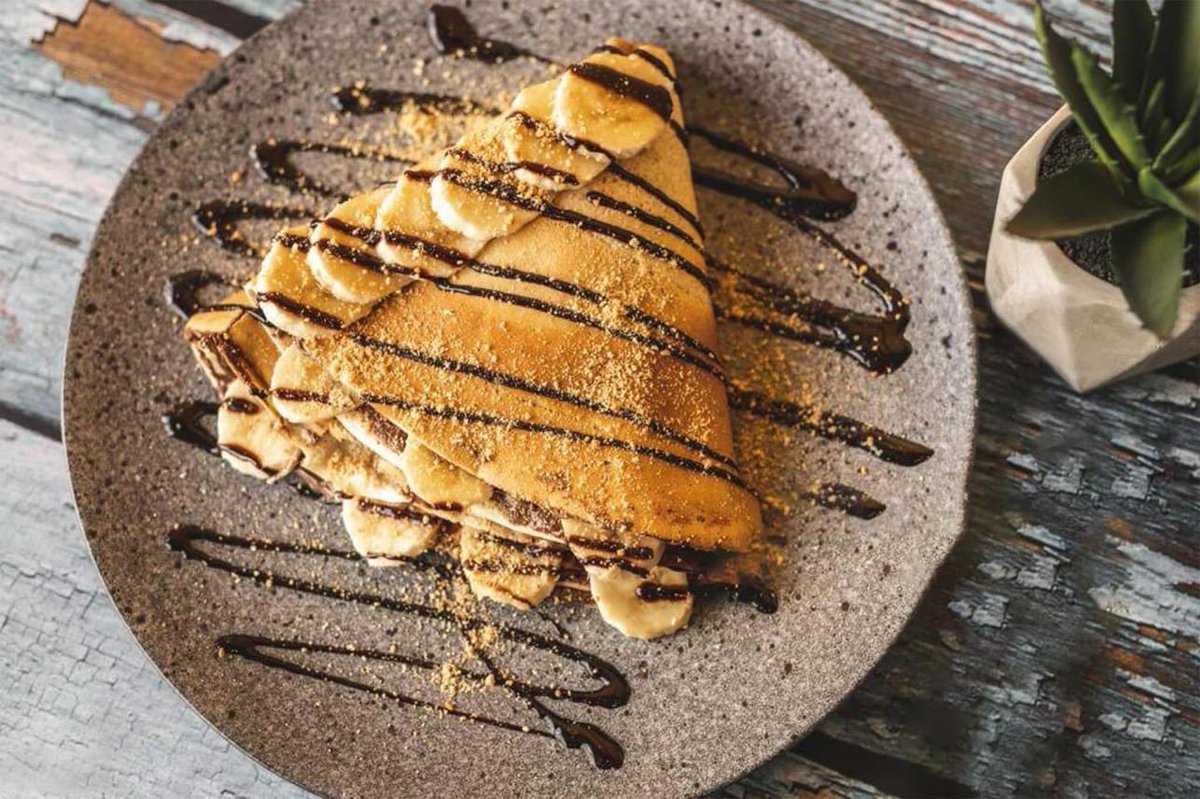 Crepa de plátano y Nutella !!!❤️✨😋#creperiasuiza #crepasdulces #dondeircdmx #larutadelagarnacha #restaurantescdmx #crepes #azcapotzalco