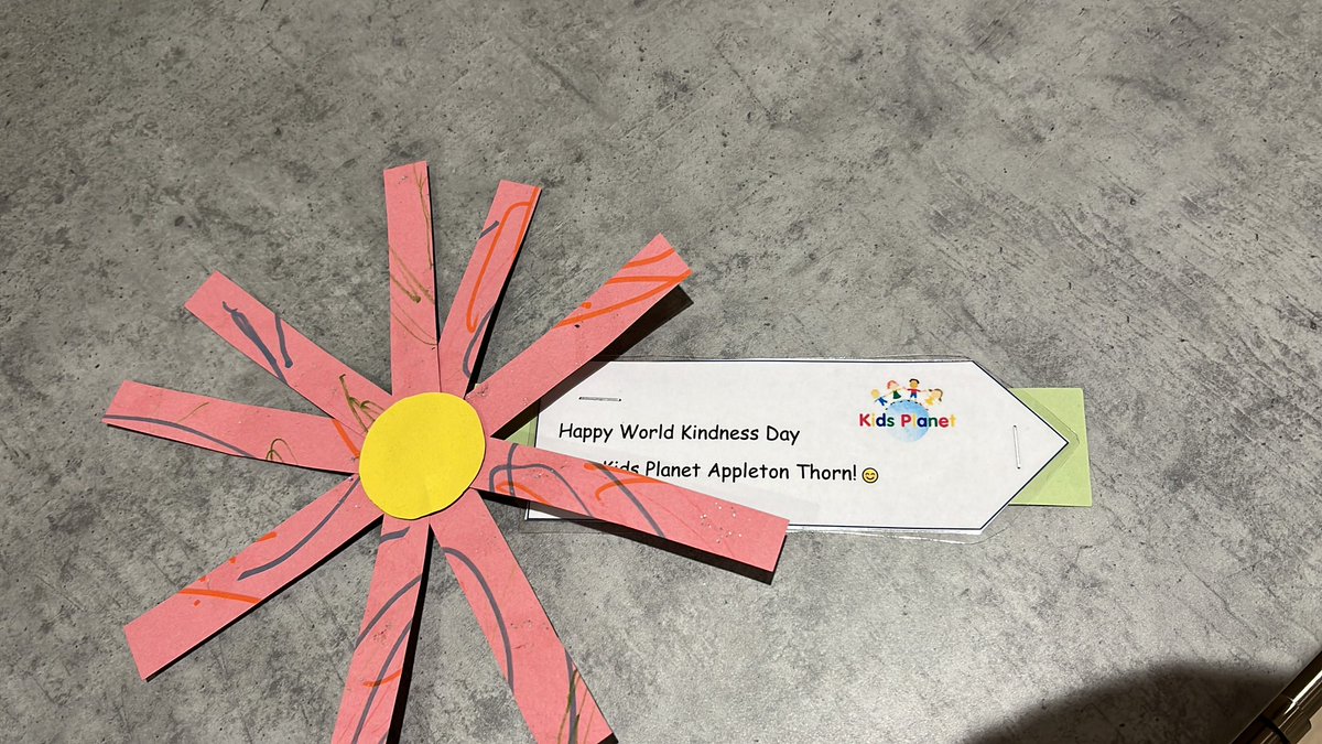 Thank you <a href="/_KidsPlanet/">Kids Planet Day Nurseries</a> for our flower for world kindness day 🌸 it was a lovely gift to get at the park 
#WorldKindessDay