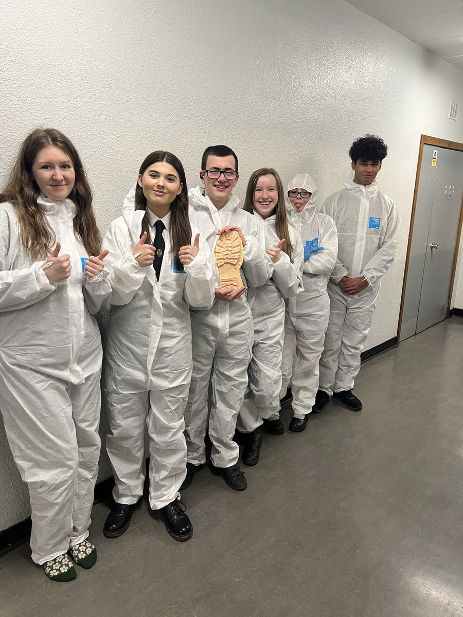 Ms Wright tweet media