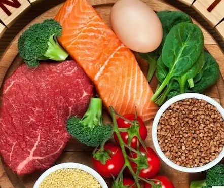 CrowRivCrossfit's tweet photo. Why Balanced Nutrition Is Key

A balanced and sustainable diet is essential to…

Weight loss

Muscle gain

A Toned Look

Focus on a mix of macronutrients and eat in moderation.
#CrossFit #fitness #healthy #Health #gym #NutritionSuperheroes https://t.co/k3j0ip06Kx