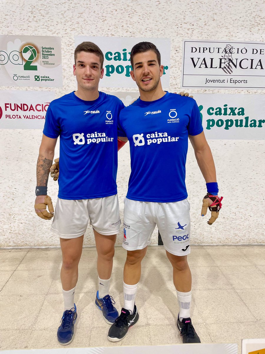 👊🏻 Comença la partida !!!

🏟️Trinquet de l’<a href="/XeracoAjuntamen/">Ajuntament de Xeraco</a> 

🏆Final de la V Copa2 <a href="/caixapopular/">Caixa Popular</a> 
🖥️ En directe per <a href="/Proximiatv/">Proximia</a>
⚾️ #raspall

🔴 David i Momparler
🔵 Boronat i Néstor

#pilotaprofessional