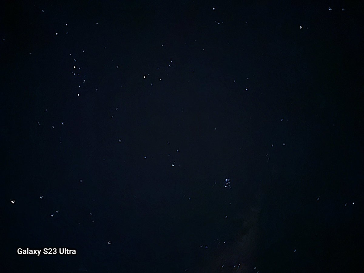 Corki24T's tweet photo. Noche de estrellas https://t.co/bCC3gC0Tog