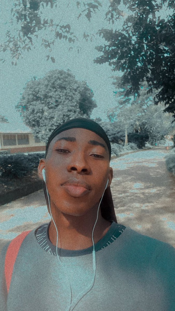Israelclassic1's tweet photo. Wednesday is my Convocation....
Congratulations to all #UITES, we deserve ham, special shout out to every Human Kinetics major, we deserve ham die.
Only us can understand wetin we pass through.
#Convocation #ui@75 #humankinetics #thespis #Congratulations https://t.co/D4pCzpQUyf