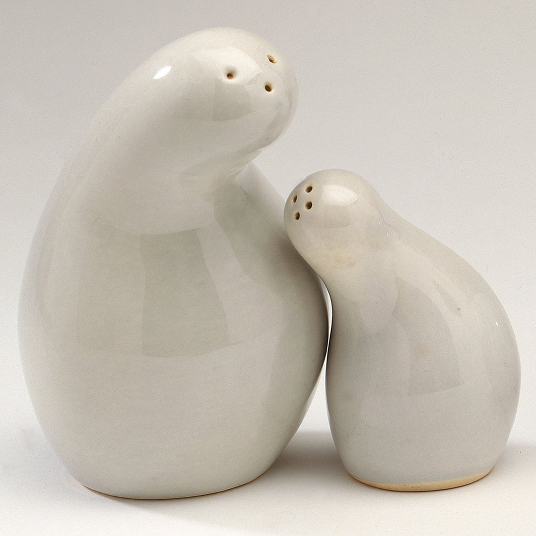 IDSA's tweet photo. Today, we celebrate what would have been #EvaZeisel's 117th birthday. The Hungarian-born designer remains globally recognized for her contributions to the fields of ceramics and industrial design. https://t.co/h3b1zS2lmC