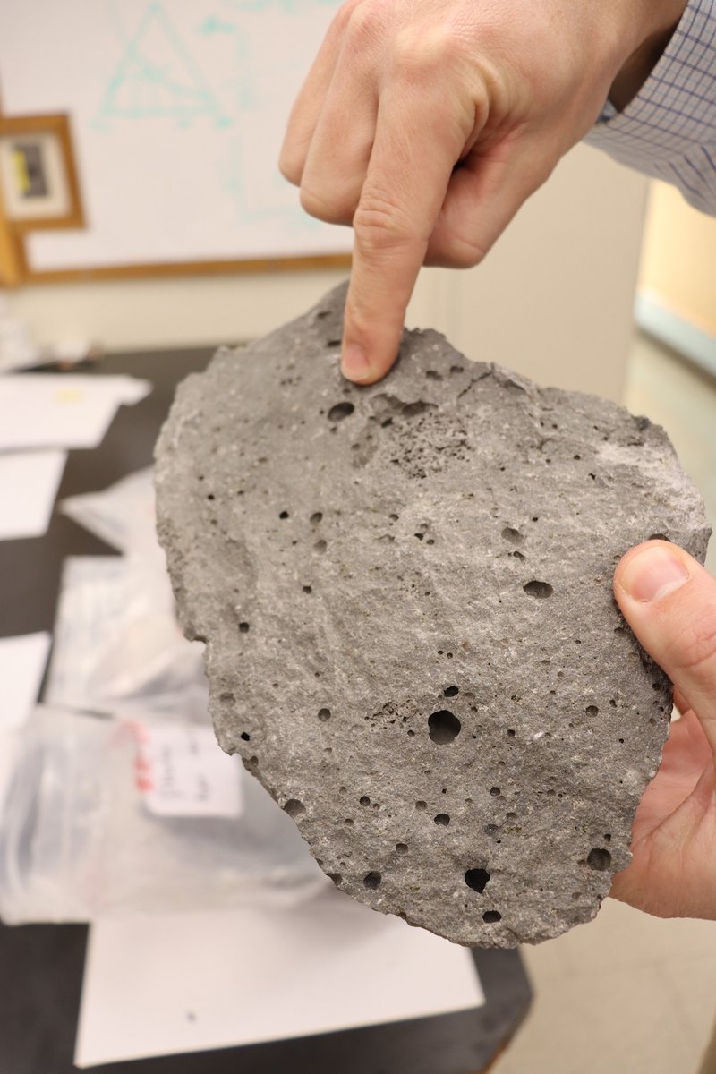 Woods Hole Oceanographic Institution (WHOI) (@whoi) on Twitter photo 🌋 As southwest #Iceland braces for a likely #volcano eruption, #WHOI scientists <a href="/ForrestHorton/">Forrest Horton</a> + <a href="/pbarry10/">Peter Barry</a> are working to improve hazard #forecasting by looking at helium isotope changes in #lavas.
Dig into the predictive power of #geochemistry: go.whoi.edu/volcano-predic… 🌋 As southwest #Iceland braces for a likely #volcano eruption, #WHOI scientists <a href="/ForrestHorton/">Forrest Horton</a> + <a href="/pbarry10/">Peter Barry</a> are working to improve hazard #forecasting by looking at helium isotope changes in #lavas.
Dig into the predictive power of #geochemistry: go.whoi.edu/volcano-predic…