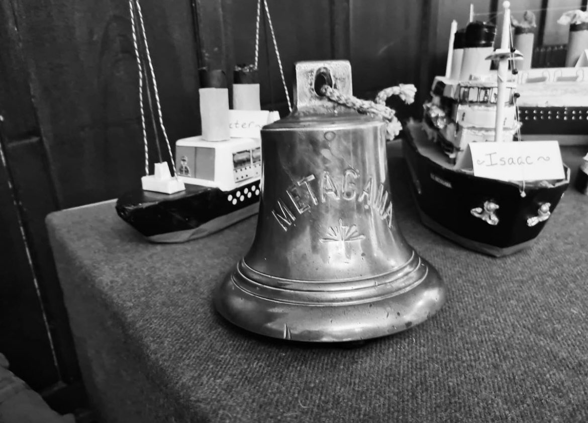 SeumasMactaggar's tweet photo. Tonight’s ‘Trusadh’ 9pm on @bbcalba sees Western Isles communities pay their own special tribute to the emigrants who left in the 1920s. 
It is very much from the grassroots, with some special stories, and insights and some very thought-provoking moments. https://t.co/ZOENyYdvwm