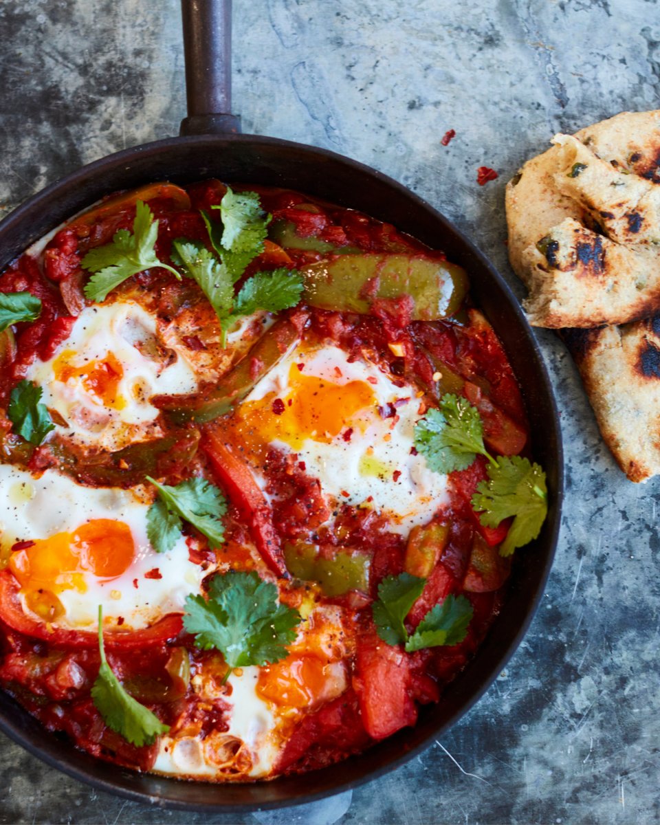 A great shakshuka has a rich and spicy tomato sauce that acts as a base and caresses the slow baked eggs you carefully crack in. For the best results, you’ll need a good shakshuka dish and our cast-iron ones are back in stock after popular demand: bit.ly/3bV7hjB