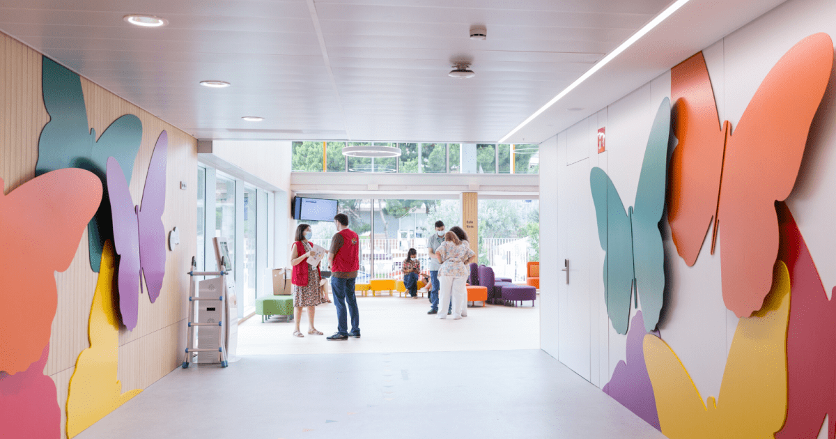 L'SJD Pediatric Cancer Center Barcelona és un centre monogràfic de l'hospital <a href="/SJDbarcelona_ca/">Hospital Sant Joan de Déu Barcelona CAT</a> al servei de nens i adolescents amb càncer i les seves famílies. La instal·lació concentra en un únic espai serveis assistencials, així com laboratoris dedicats a la investigació.