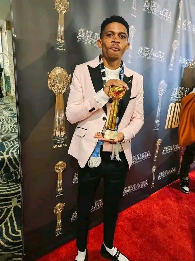 AfricaFactsZone's tweet photo. Botswana's William Last KRM has won the Best Content Creator Award at the 2023 African Entertainment Awards USA.

He was also nominated for the Best Comedian Award.

He has 13.5 million TikTok followers. He has over 23 million social media followers. https://t.co/cE0Fjkq1bl