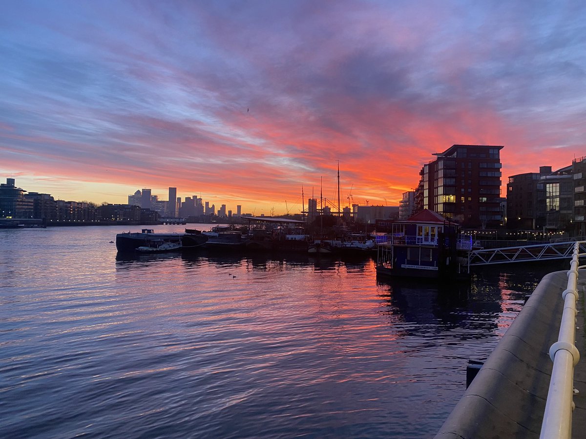 RachelBentleyNB's tweet photo. The controversy about #oceandiva has thrown up a bigger question about who gets to decide what happens on and around the Thames. 

Read more here by @josiahmortimer in @BylineTimes 👇 https://t.co/I9Ao4UgJAz