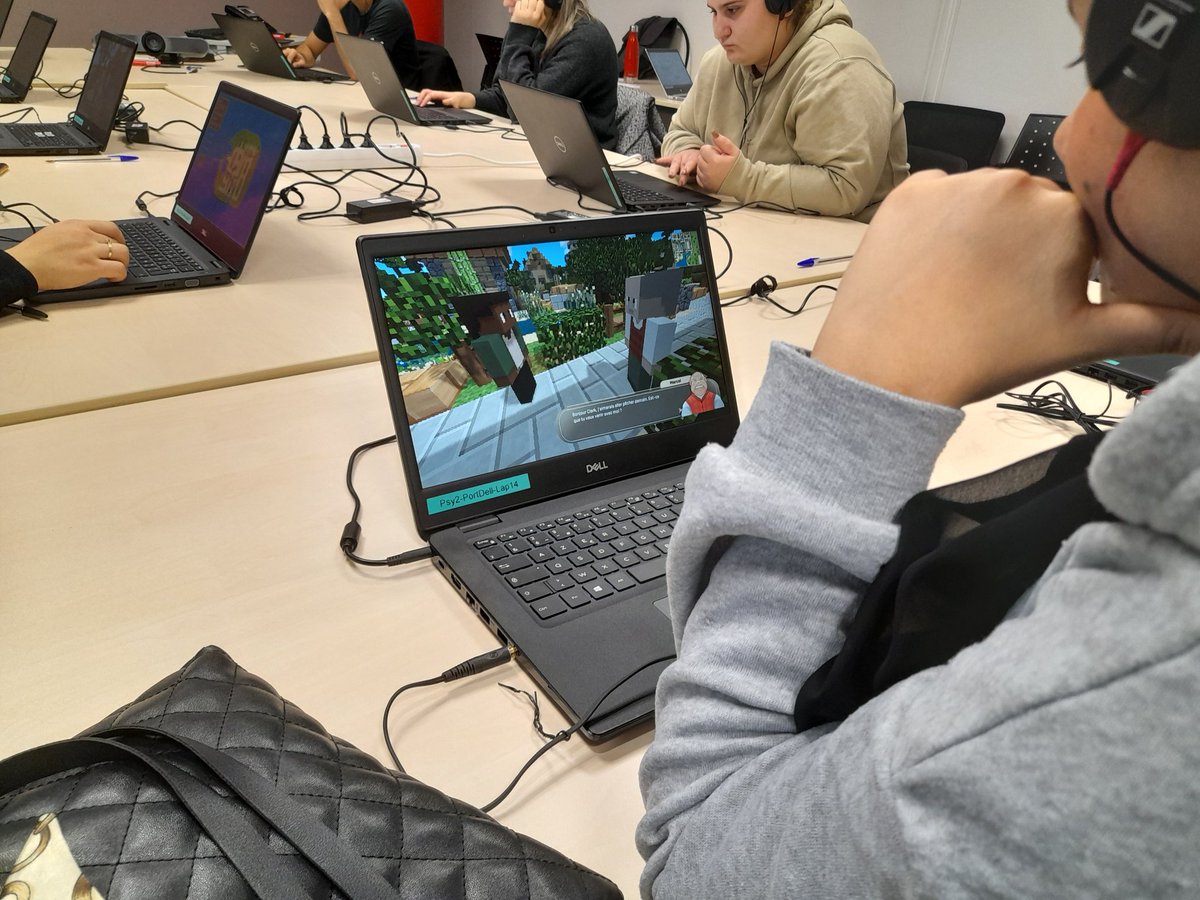 Nadine Prénas tweet media