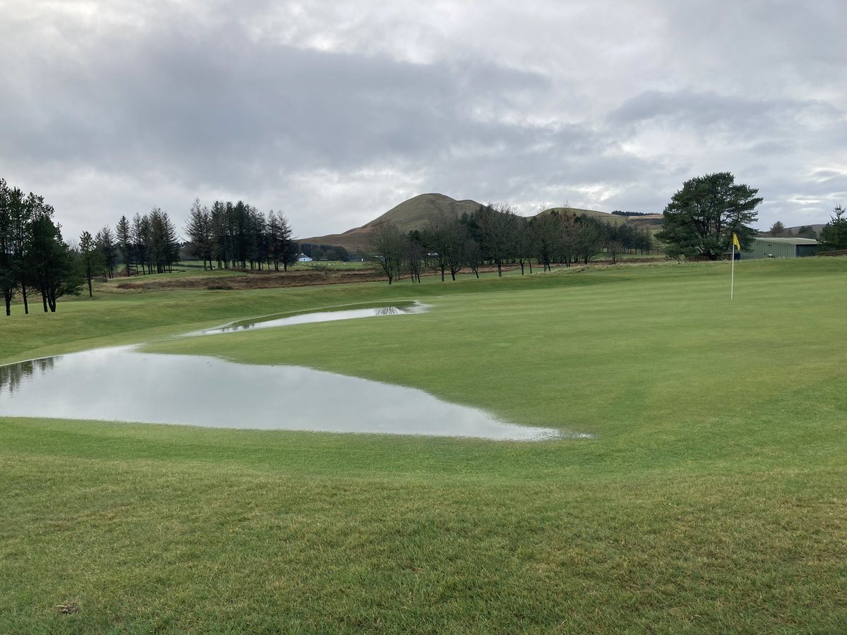 stufergusonmg's tweet photo. Six Bunches of Rainfall on The Moor! NewMats on North Warm Up Area. CC #Practicex3 https://t.co/HZYIwFzbjK