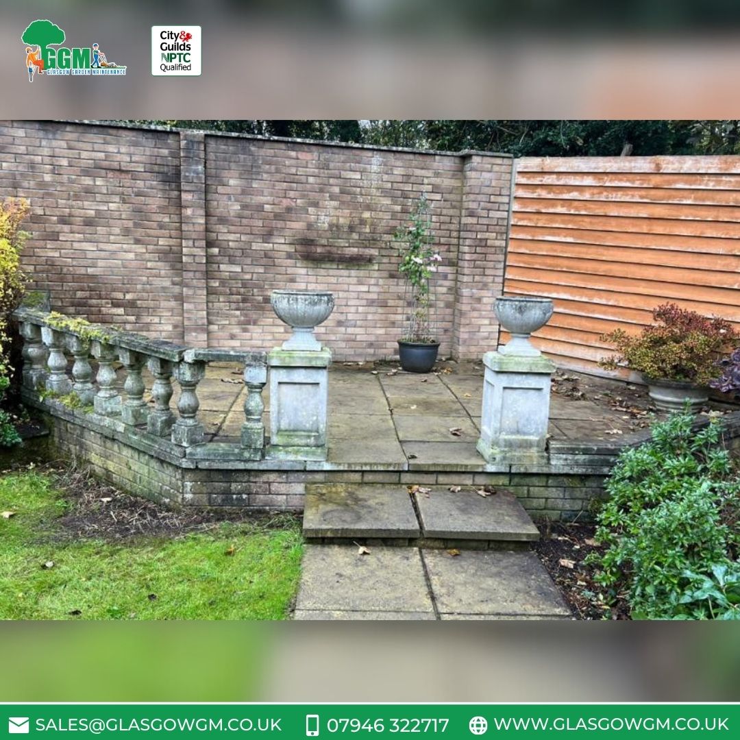 GGMArborists's tweet image. 🌿🔧 Small tweaks, big leaps! We've just spiced up an entrance with sleek glass banisters and a driveway with a neat landing strip. See how a few changes can make a garden go from simple to stunning! 🏡✨

#GardenGlowUp #MakeoverMagic #GGMLandscaping