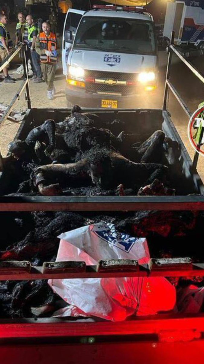 هذا ليس شوال سود مفتوح..
هذه ناقلة عساكير  يهاوده....
ضربهم جماعة المعمم اللبناني..
دفحموا..