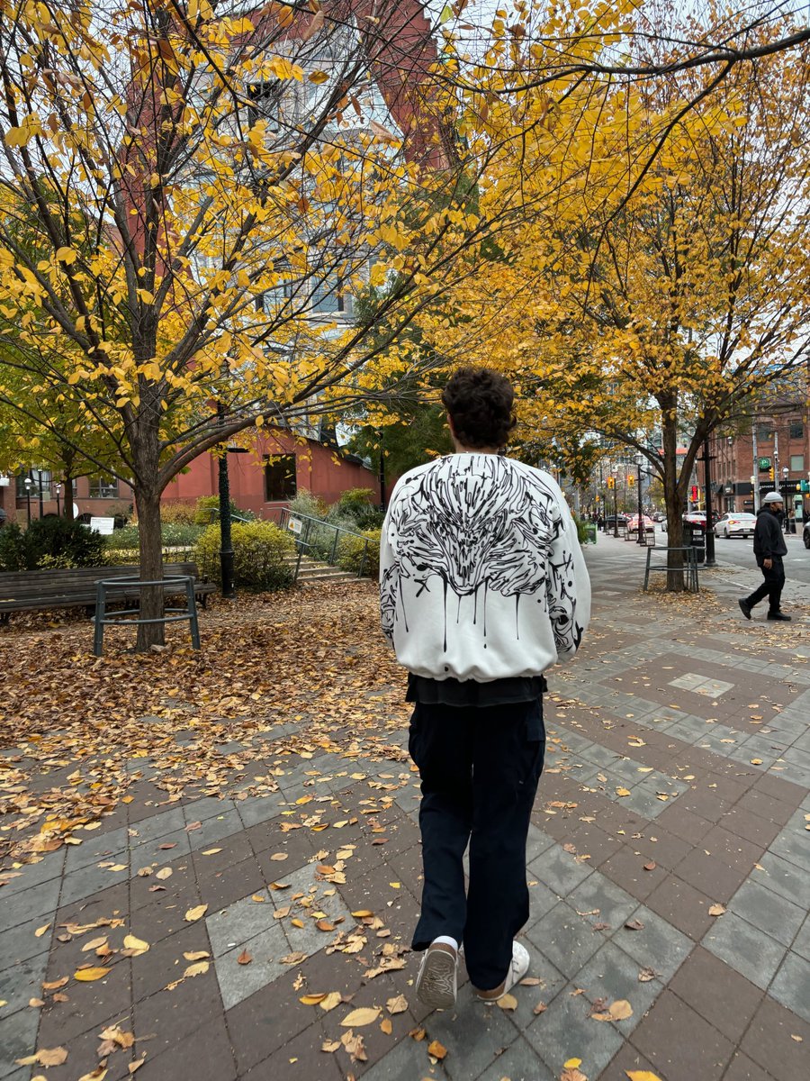 hugo_melz's tweet image. Tf is a kilometer…

@itsPKDong 
@_AdamSteele 
@bittyfps 
Cole was here too