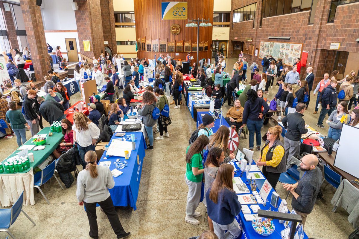 Our next GLOW With Your Hands hands-on career festival is coming in five months! Learn more about GLOW With Your Hands: Healthcare at glowwithyourhands.com/healthcare