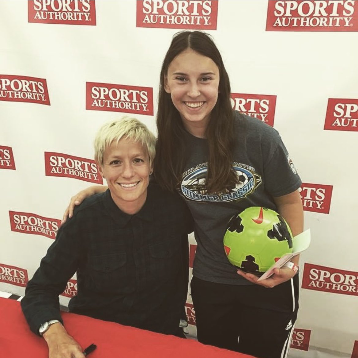 Becca Robbins tweet media