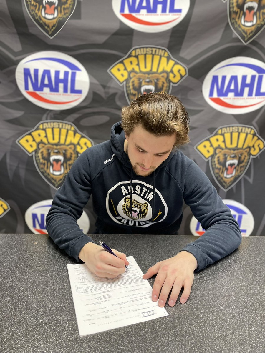 Signed, sealed, and delivered! Dylan Cook has officially inked his commitment to <a href="/RiverHawkHockey/">UMass Lowell Hockey</a>!

Congrats, Dylan!