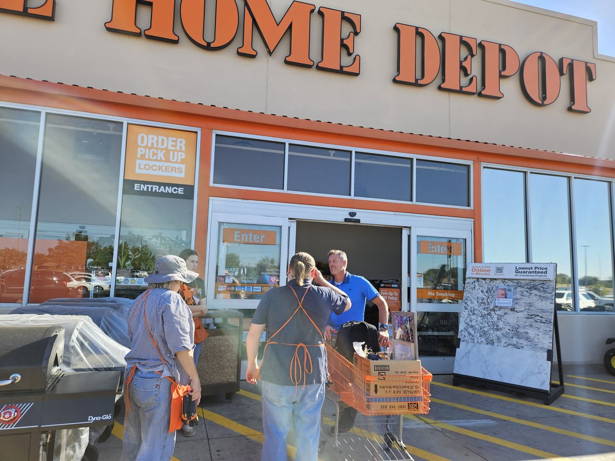 Stephany Vasquez (@stephvasquezsa) on Twitter photo Well officially posting our SM of 19 years <a href="/THD_MikeMinuto/">Michael Minuto</a> has moved on to bigger and breezier horizons! Thank you for everything you have done to make us great! We wish you luck at your new store! Well officially posting our SM of 19 years <a href="/THD_MikeMinuto/">Michael Minuto</a> has moved on to bigger and breezier horizons! Thank you for everything you have done to make us great! We wish you luck at your new store!